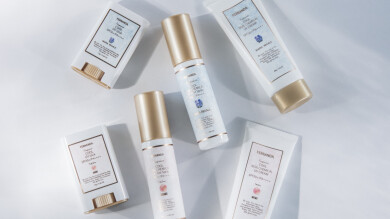 「UVケア コレクション」がひんやりクール仕様に。“モモ”&“マリアリゲル”の香りで爽やかに登場